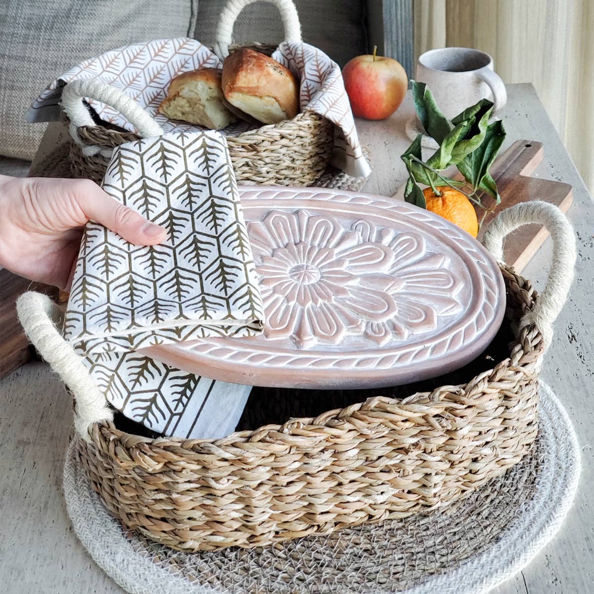 Bread Warmer & Wicker Basket - Flower